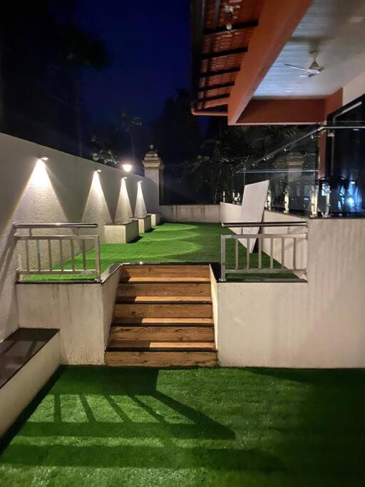 S & S Villa Panchgani view 3