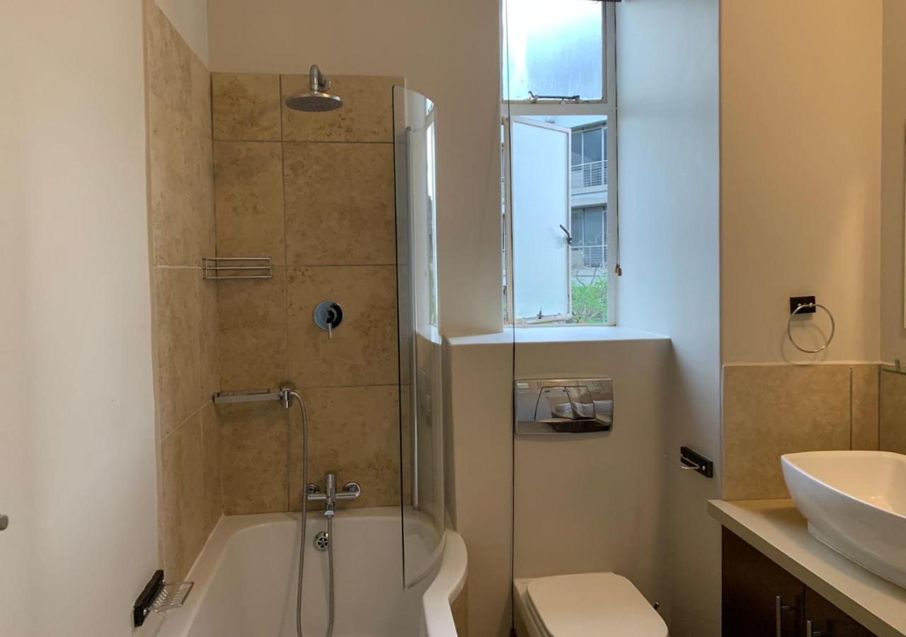 3-Bedroom Sandton Retreat at 7 Alice Lane