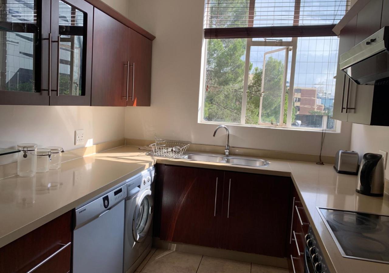 3-Bedroom Sandton Retreat at 7 Alice Lane