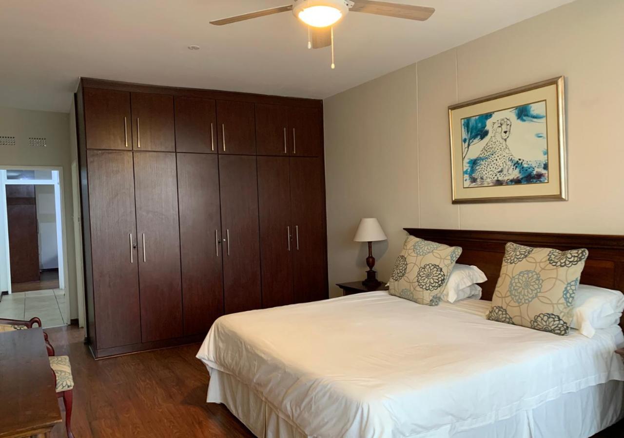 3-Bedroom Sandton Retreat at 7 Alice Lane