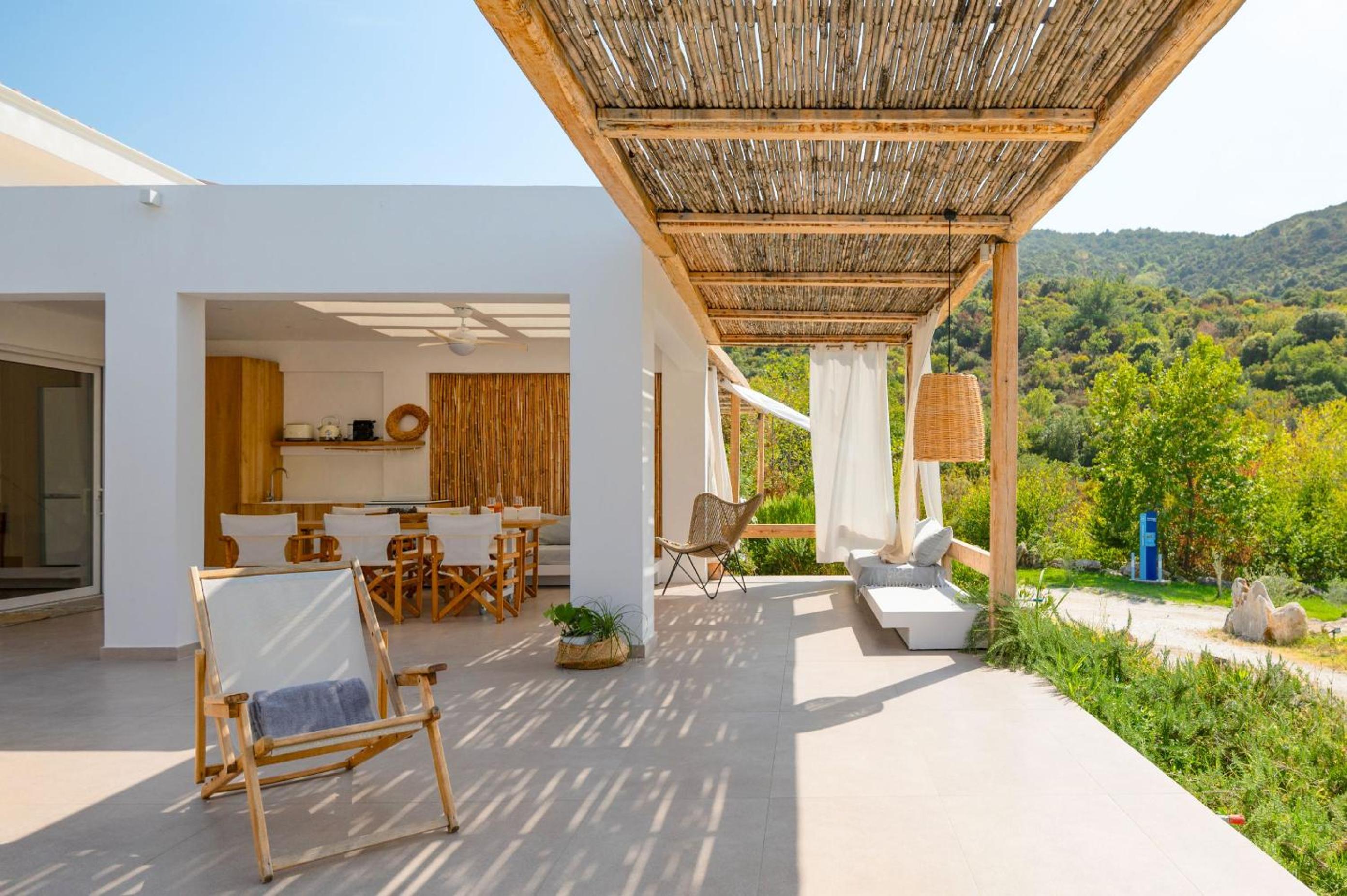 Aristi Villa Dio view 3