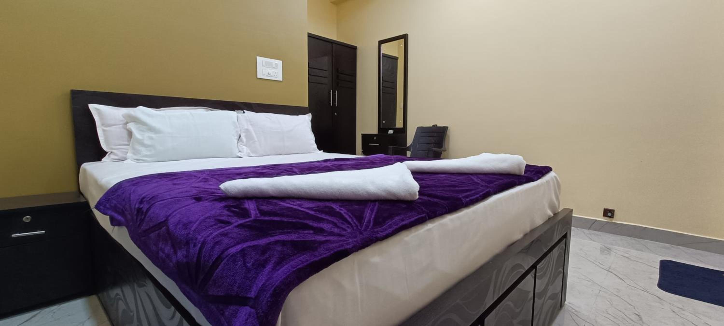 Hotel Aditi Comforts