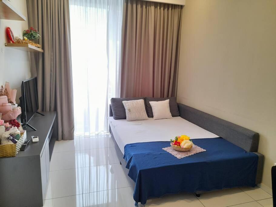 Cozy Idaman Robertson Suite Balcony