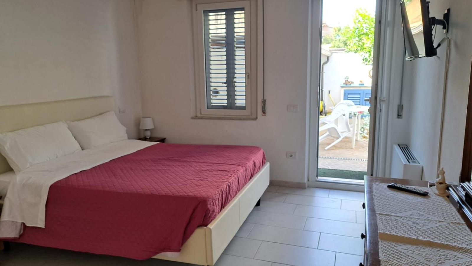DOMO Anninnìa - GhiIarza Guest House view 5
