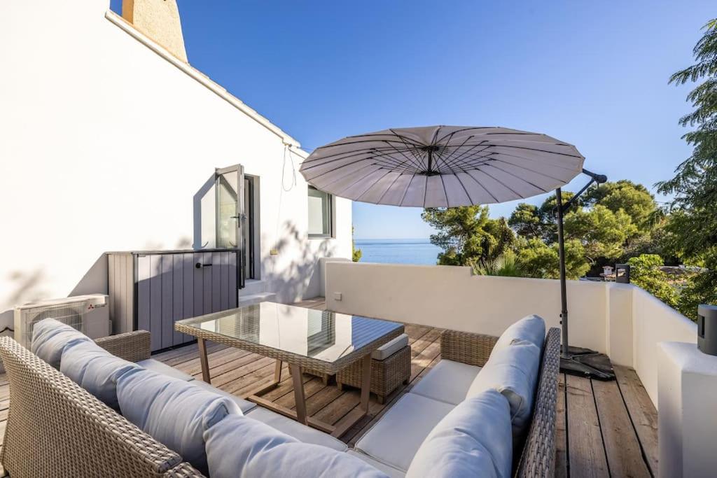 Contemporary Paradise with Stunning Sea Views