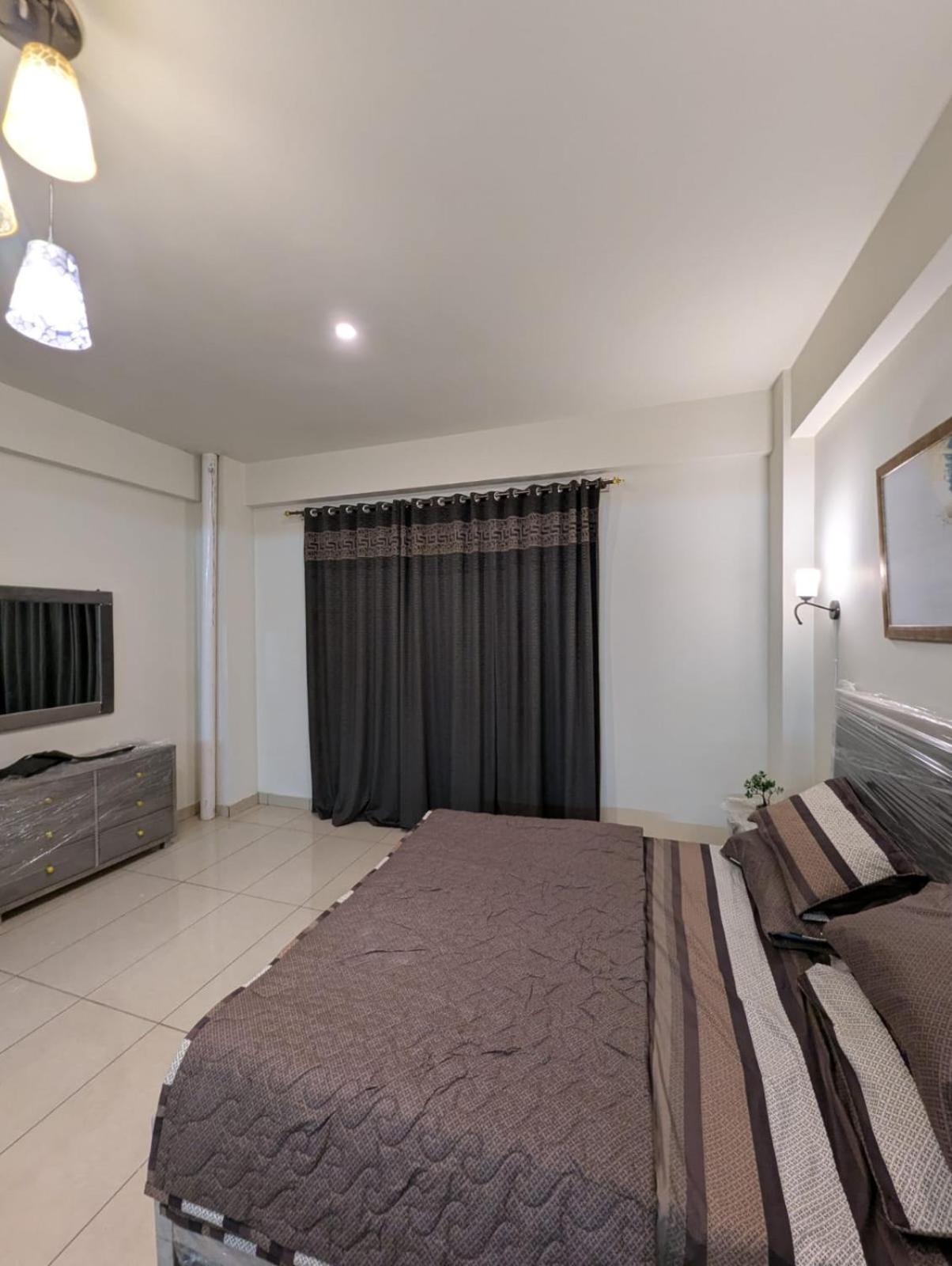 Furnished Apartment in Gulberg Greens Islamabad view 5