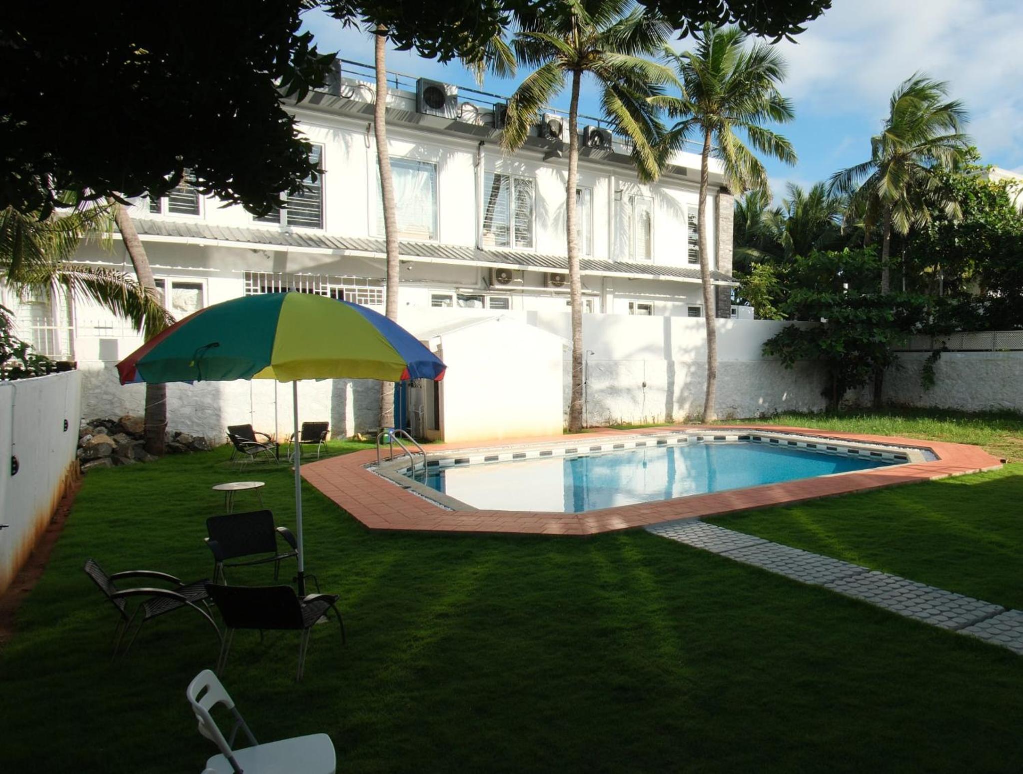 Ecr London Villa