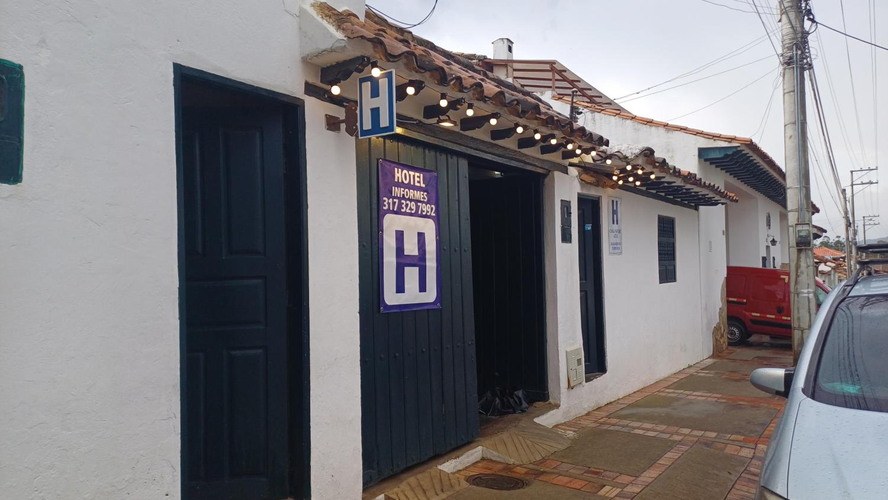 Casa Noche Azul
