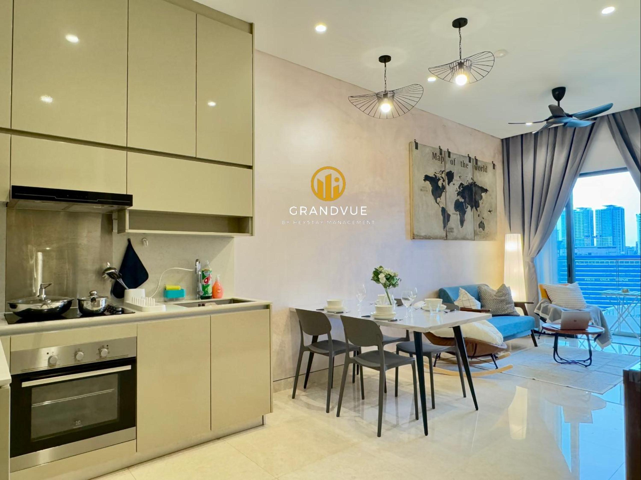 Lucentia BukitBintang KlccView InfinityPool By HeyStay Management