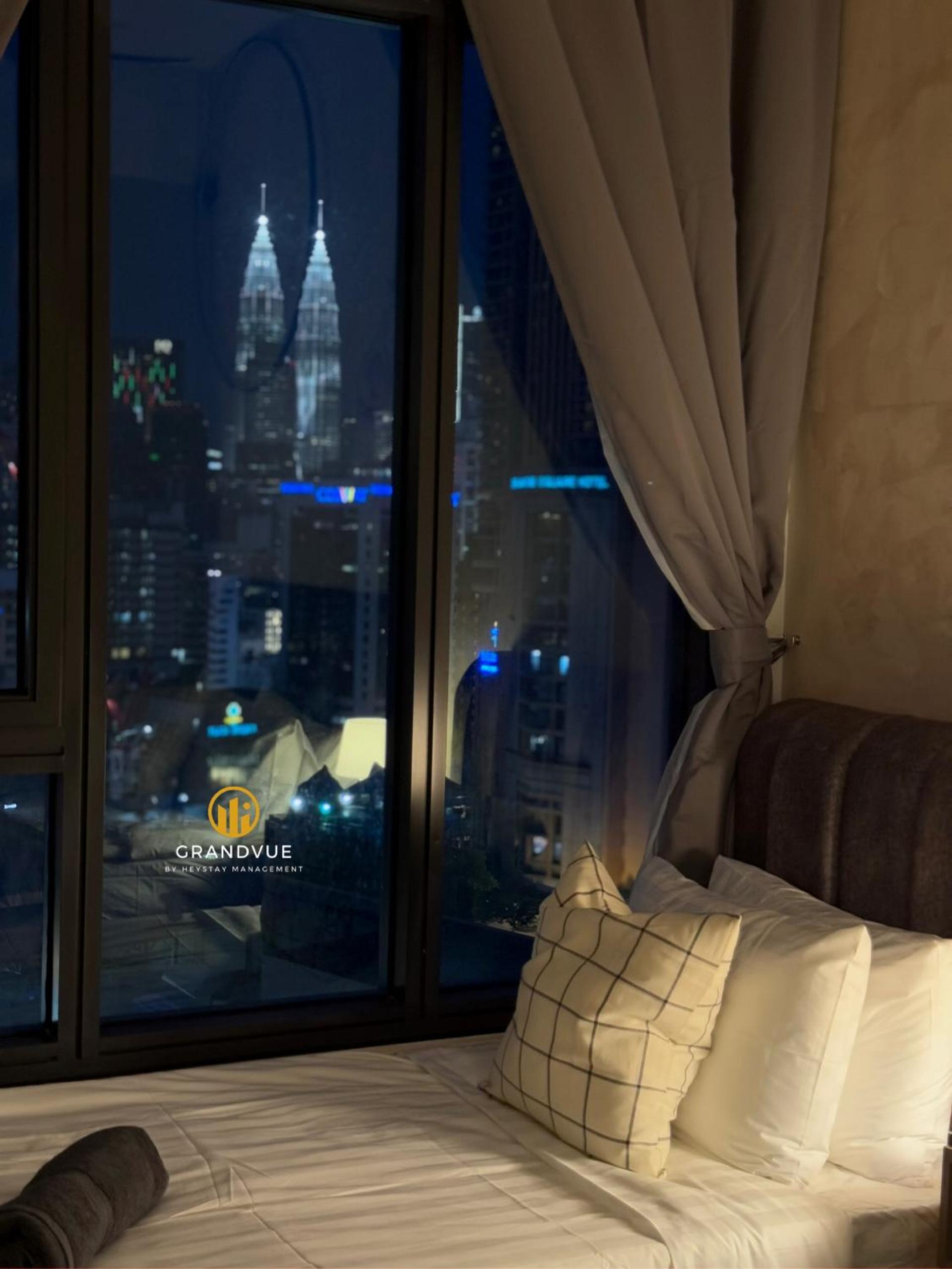 Lucentia BukitBintang KlccView InfinityPool By HeyStay Management