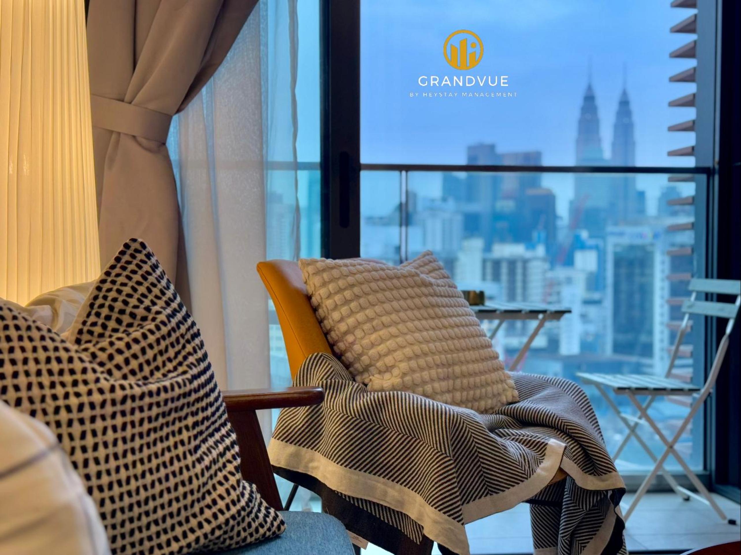 Lucentia BukitBintang KlccView InfinityPool By HeyStay Management