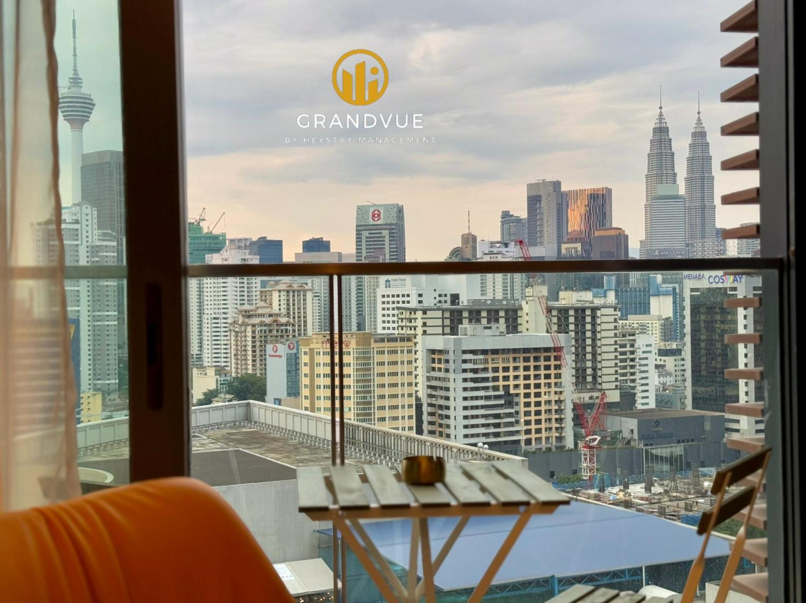 Lucentia BukitBintang KlccView InfinityPool By HeyStay Management
