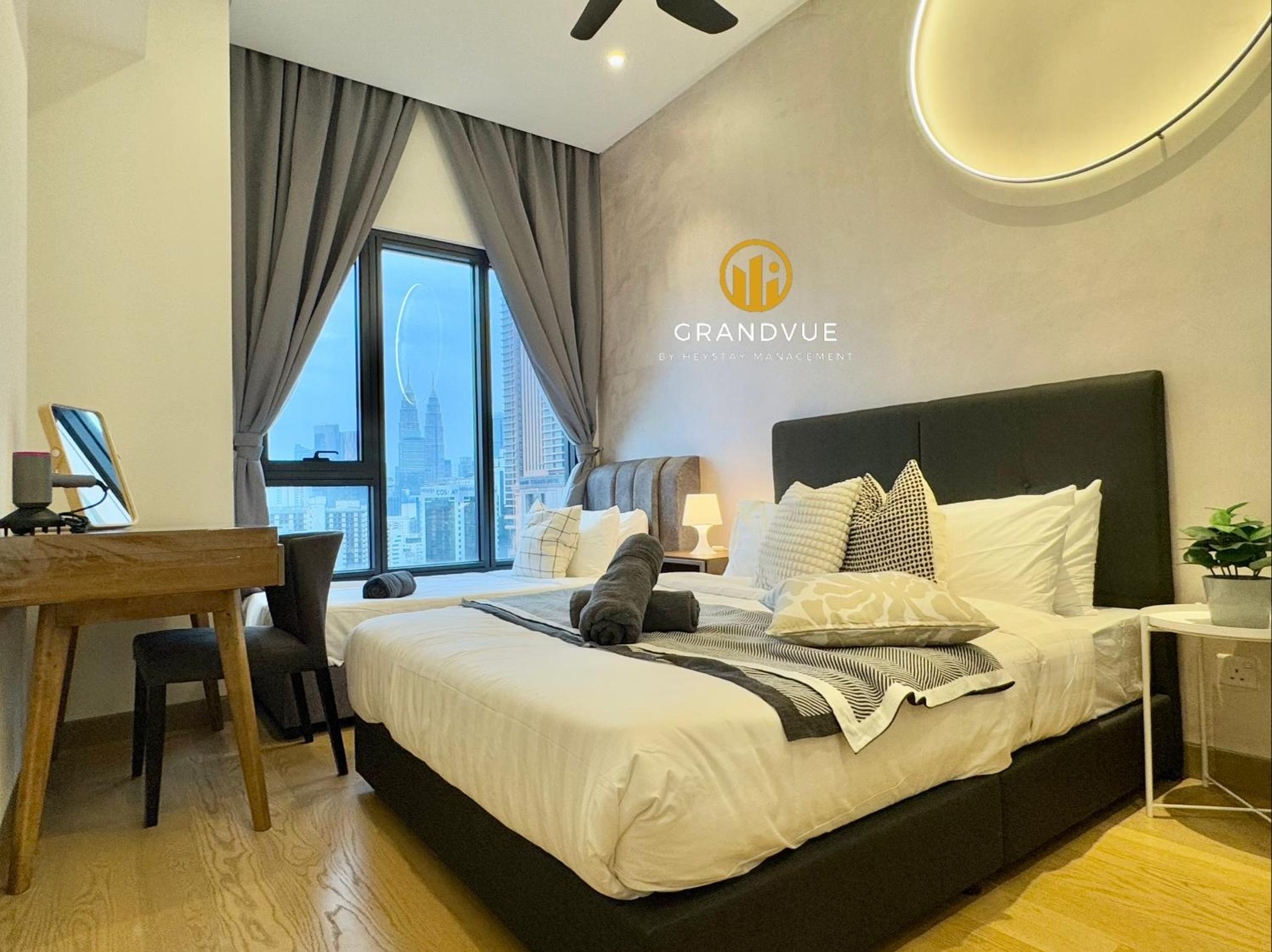 Lucentia BukitBintang KlccView InfinityPool By HeyStay Management