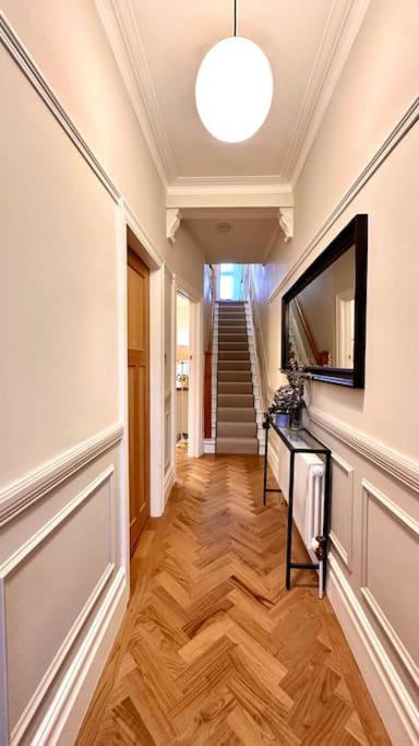 Windsor Coastal Retreat Whitley Bay Sleeps 9
