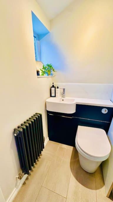 Windsor Coastal Retreat Whitley Bay Sleeps 9