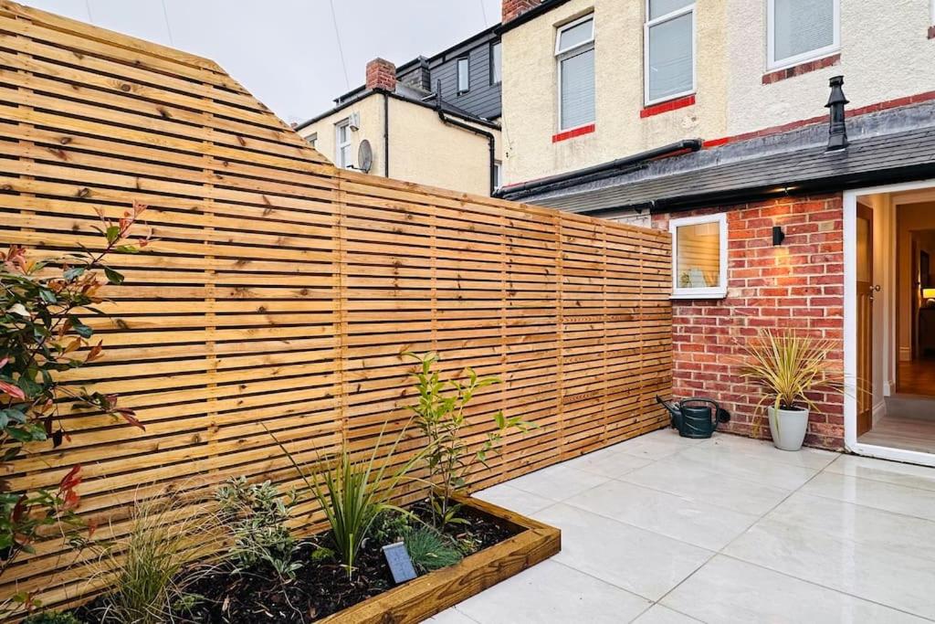 Windsor Coastal Retreat Whitley Bay Sleeps 9