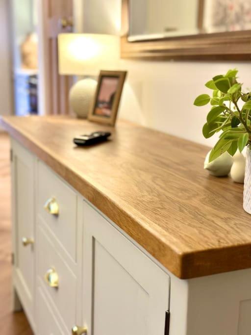 Windsor Coastal Retreat Whitley Bay Sleeps 9