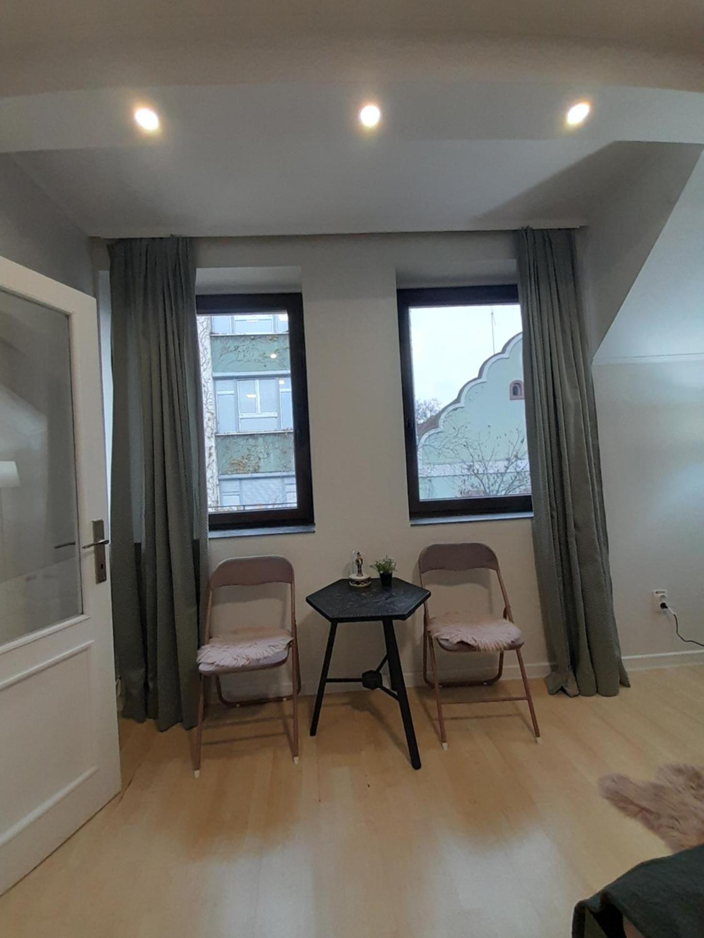 Cool & Cozy Center