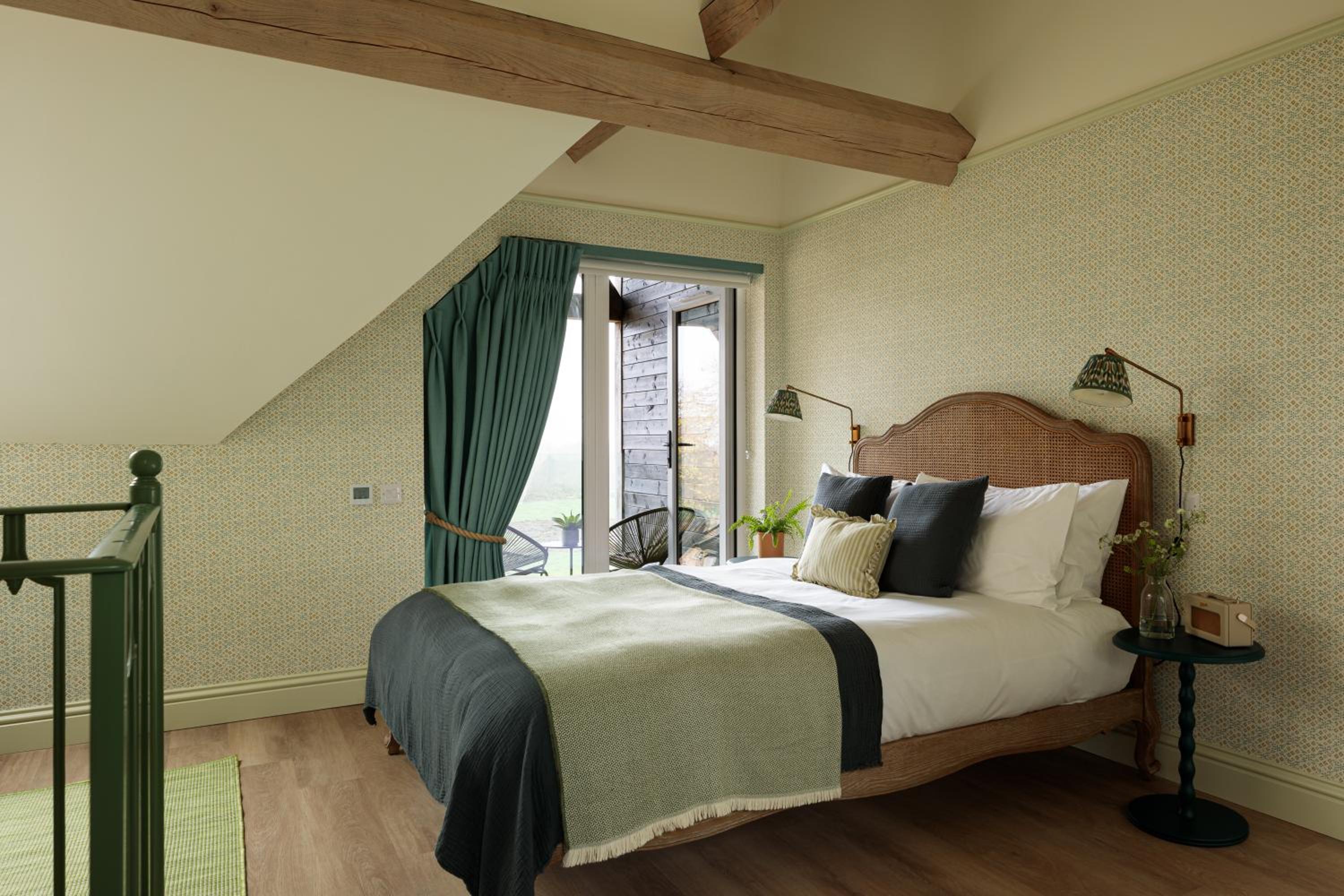 Robin's Nest - Otium Wine Estate