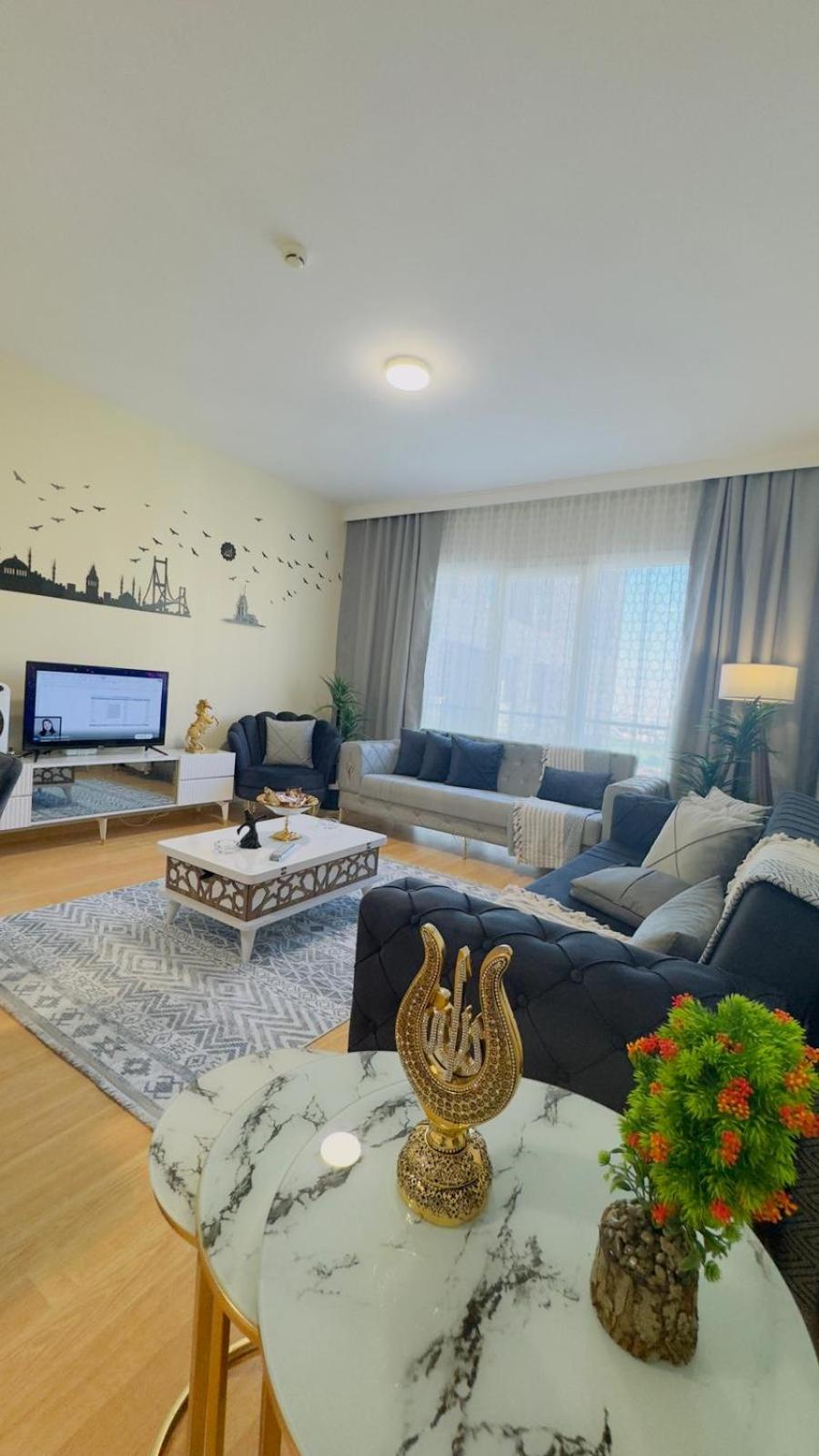 Kristal Suites