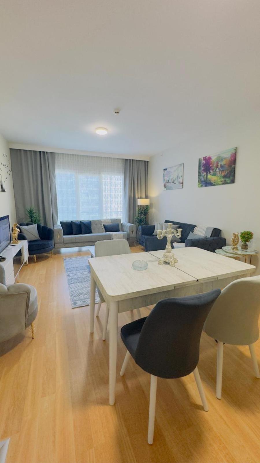 Kristal Suites