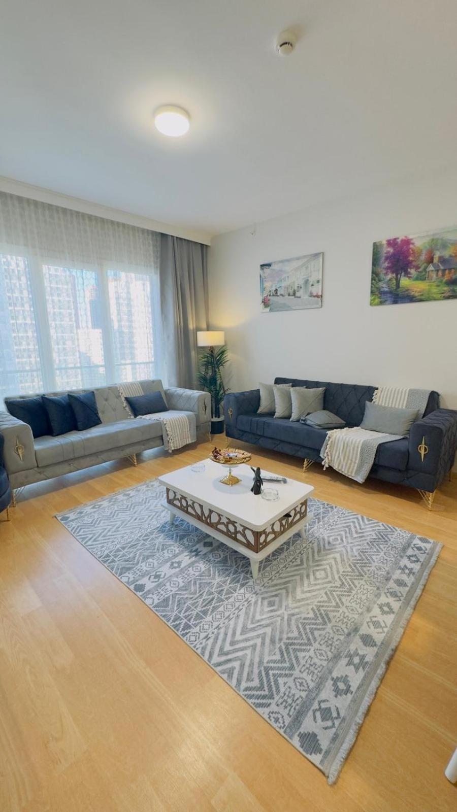 Kristal Suites