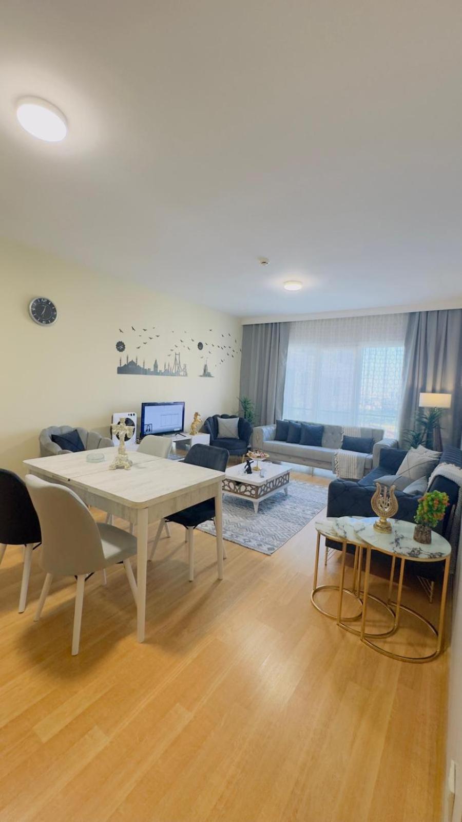 Kristal Suites