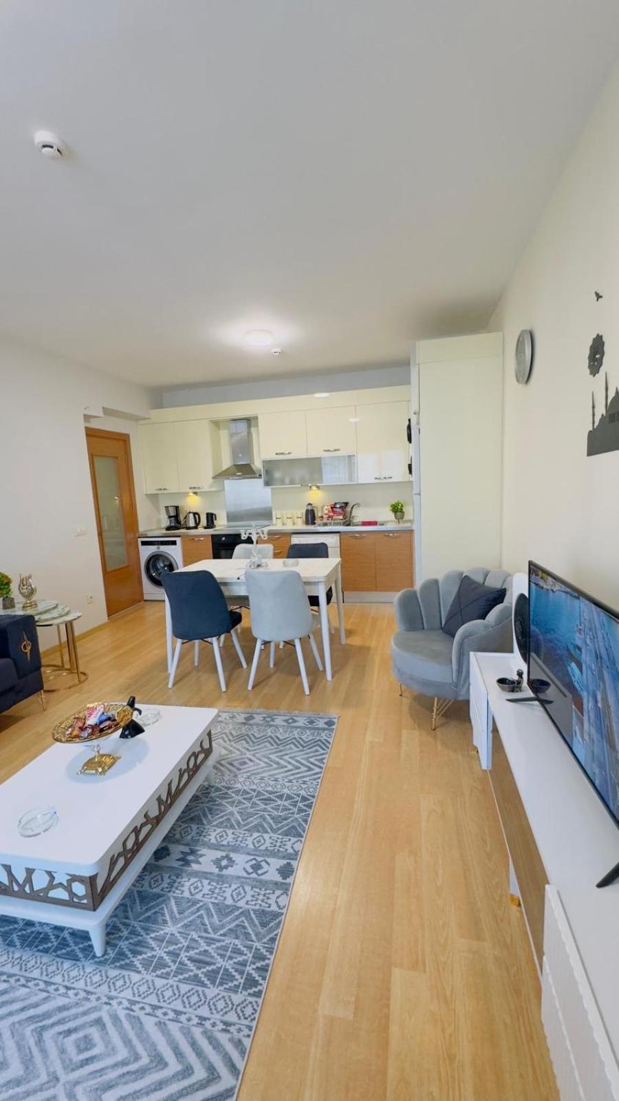 Kristal Suites