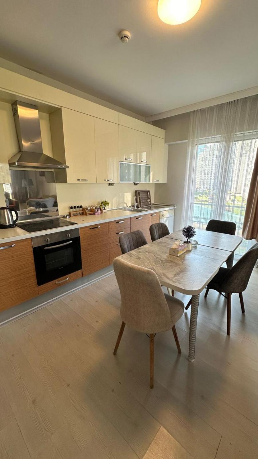 Kristal Suites