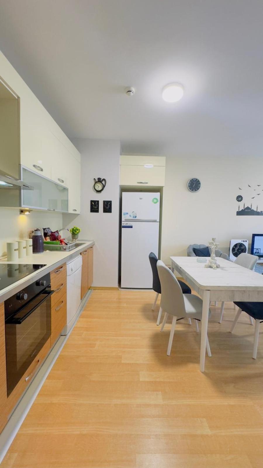 Kristal Suites