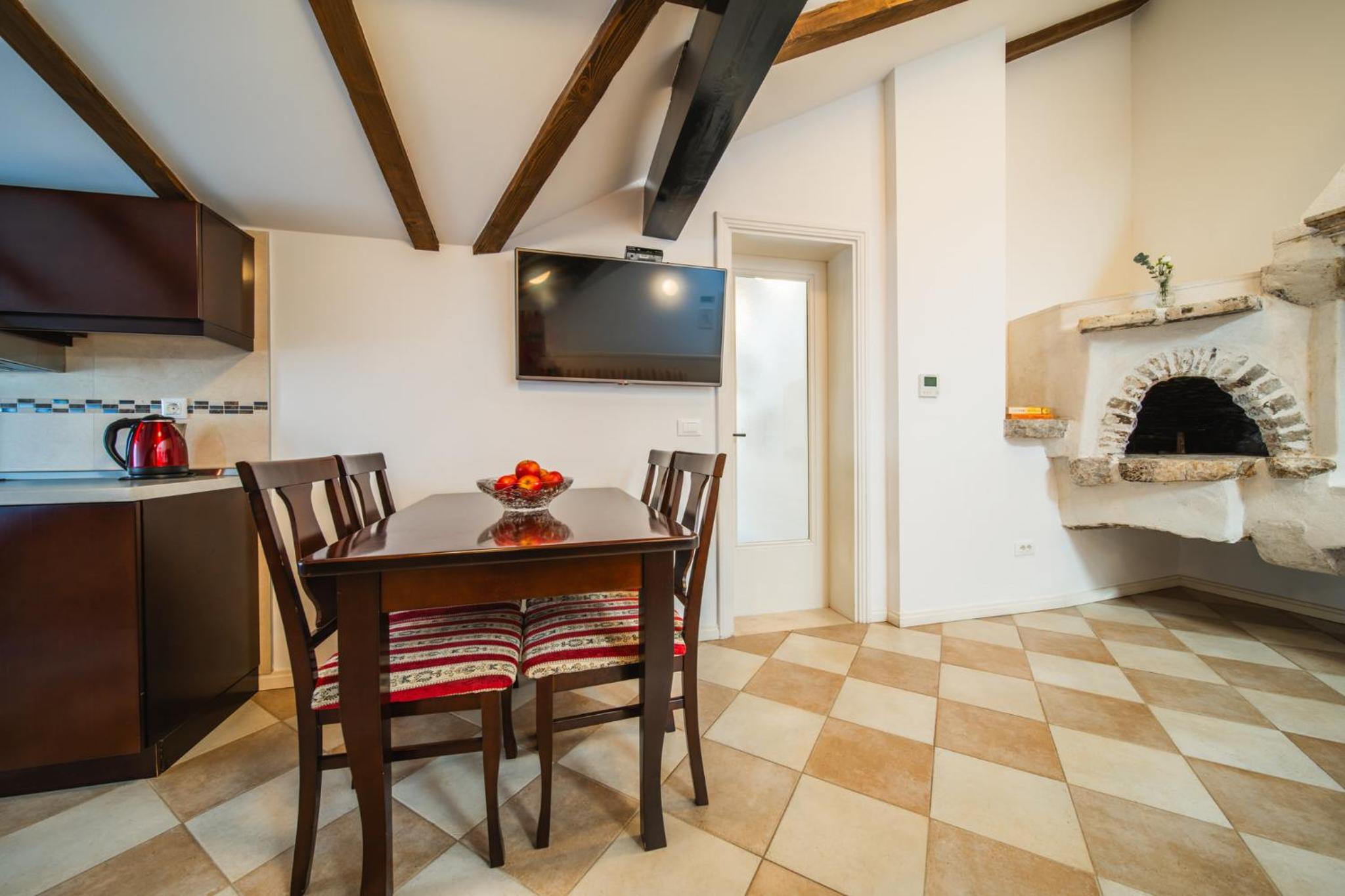 SUNce Palace Apartments with free offsite parking