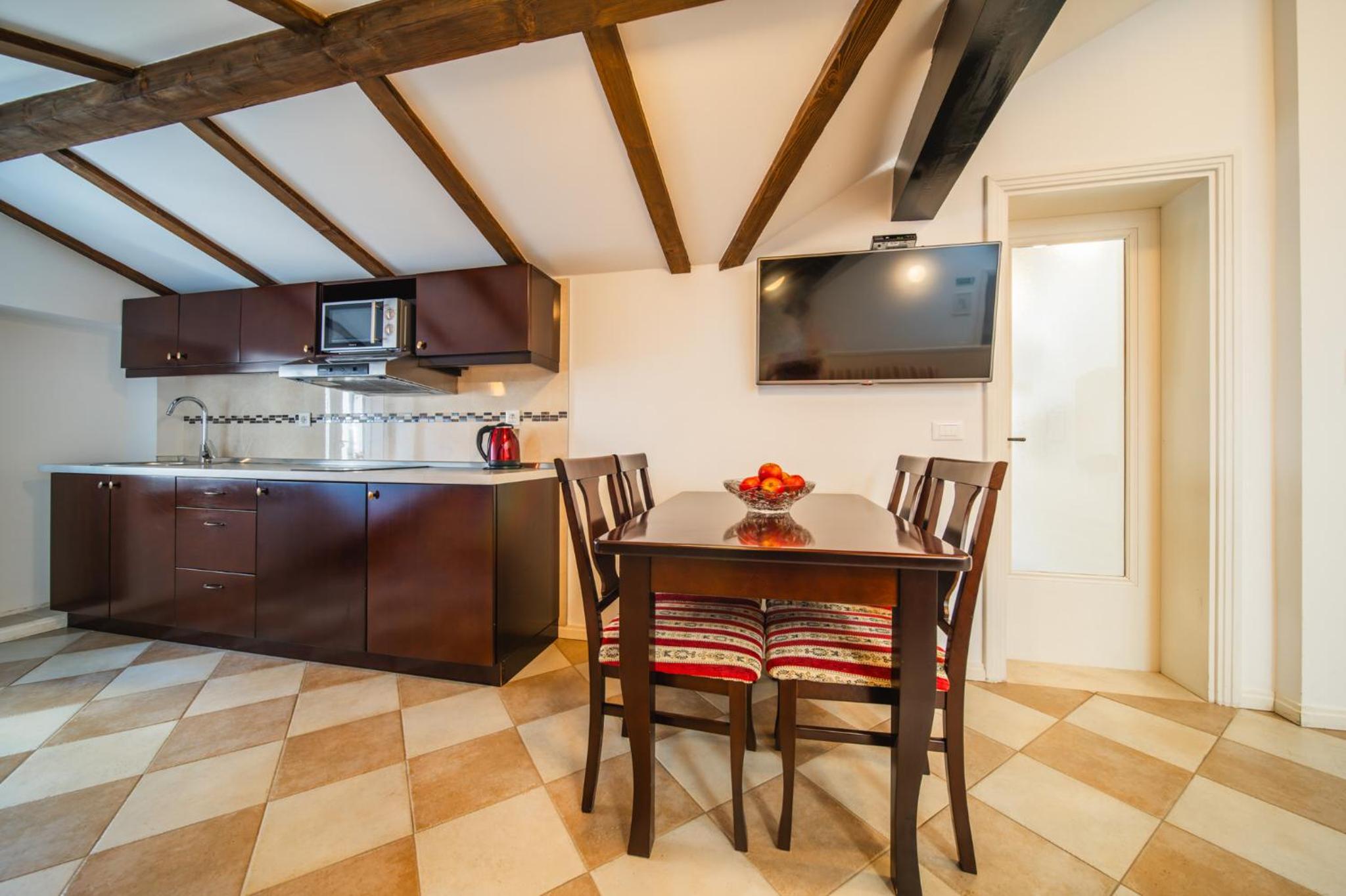 SUNce Palace Apartments with free offsite parking