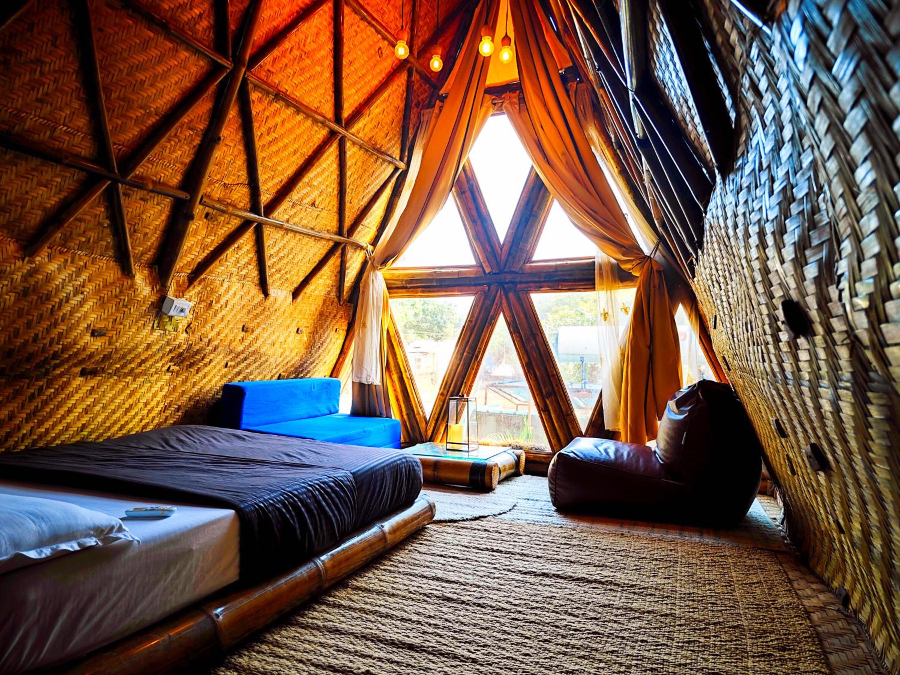 Vagatorian - Stylish Luxury Designer Cottages view 2