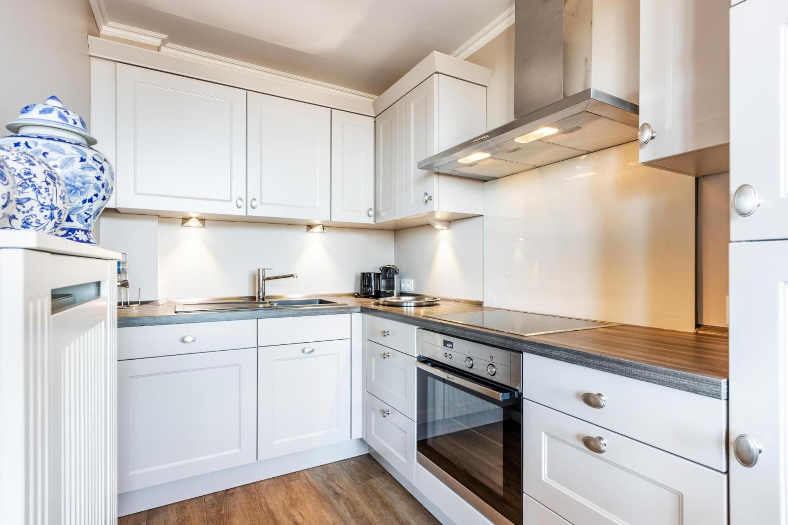 Ferienwohnung Kliffsand 17 urlauben unter Reet mit Meerblick in Kampen, Sylt