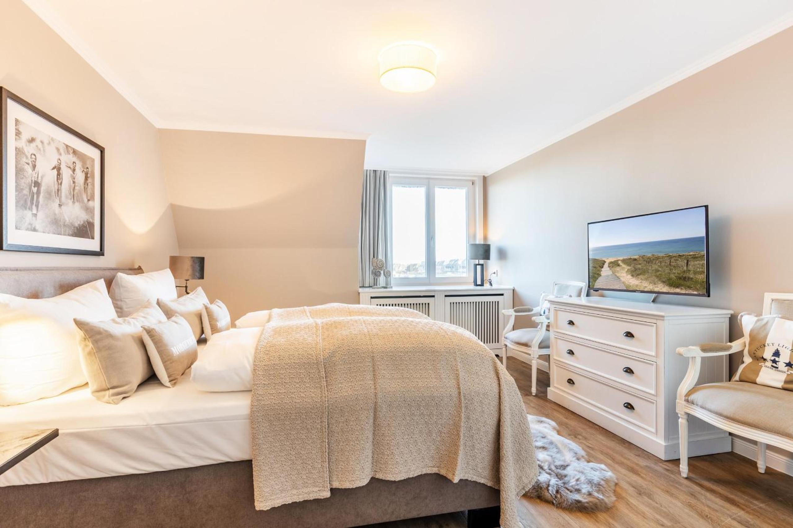 Ferienwohnung Kliffsand 17 urlauben unter Reet mit Meerblick in Kampen, Sylt