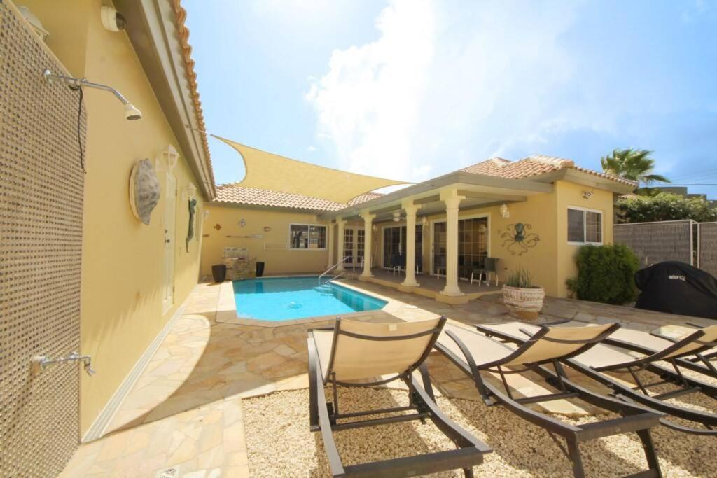 Palm Beach Sunset Villa