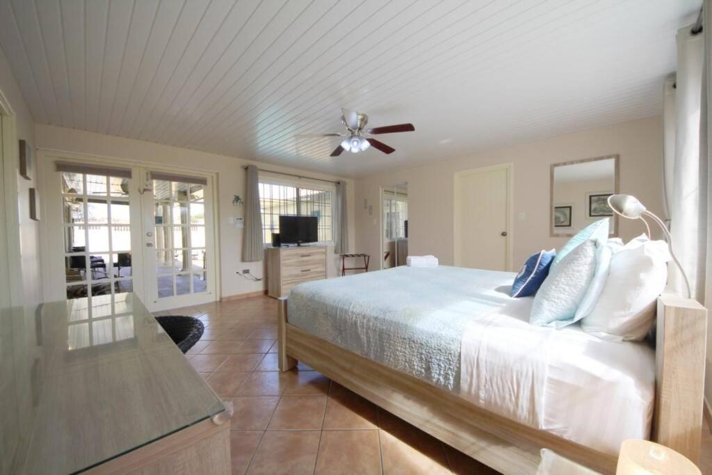 Palm Beach Sunset Villa