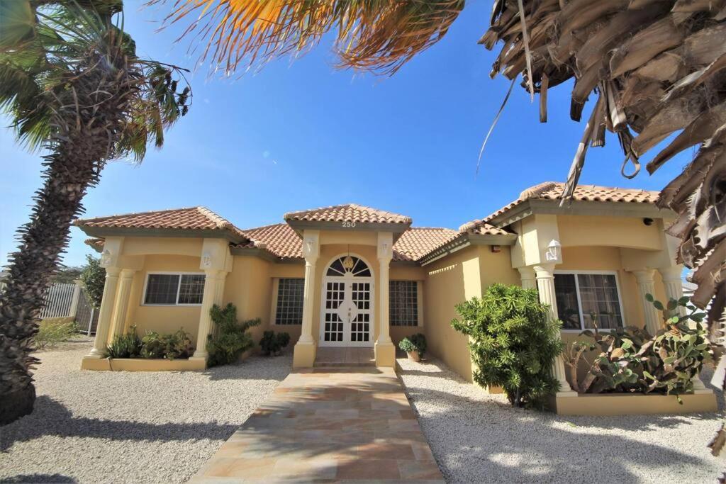 Palm Beach Sunset Villa