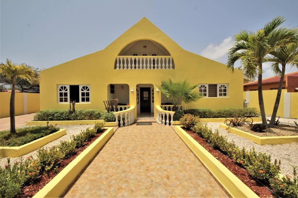 Palm Beach Cunucu villa