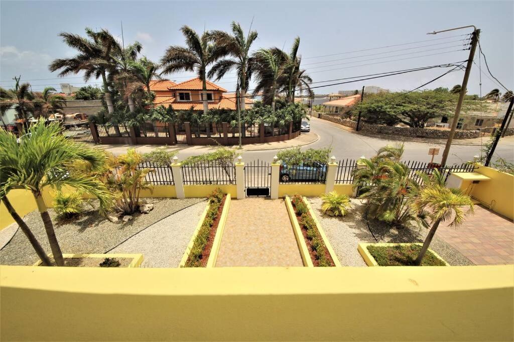 Palm Beach Cunucu villa