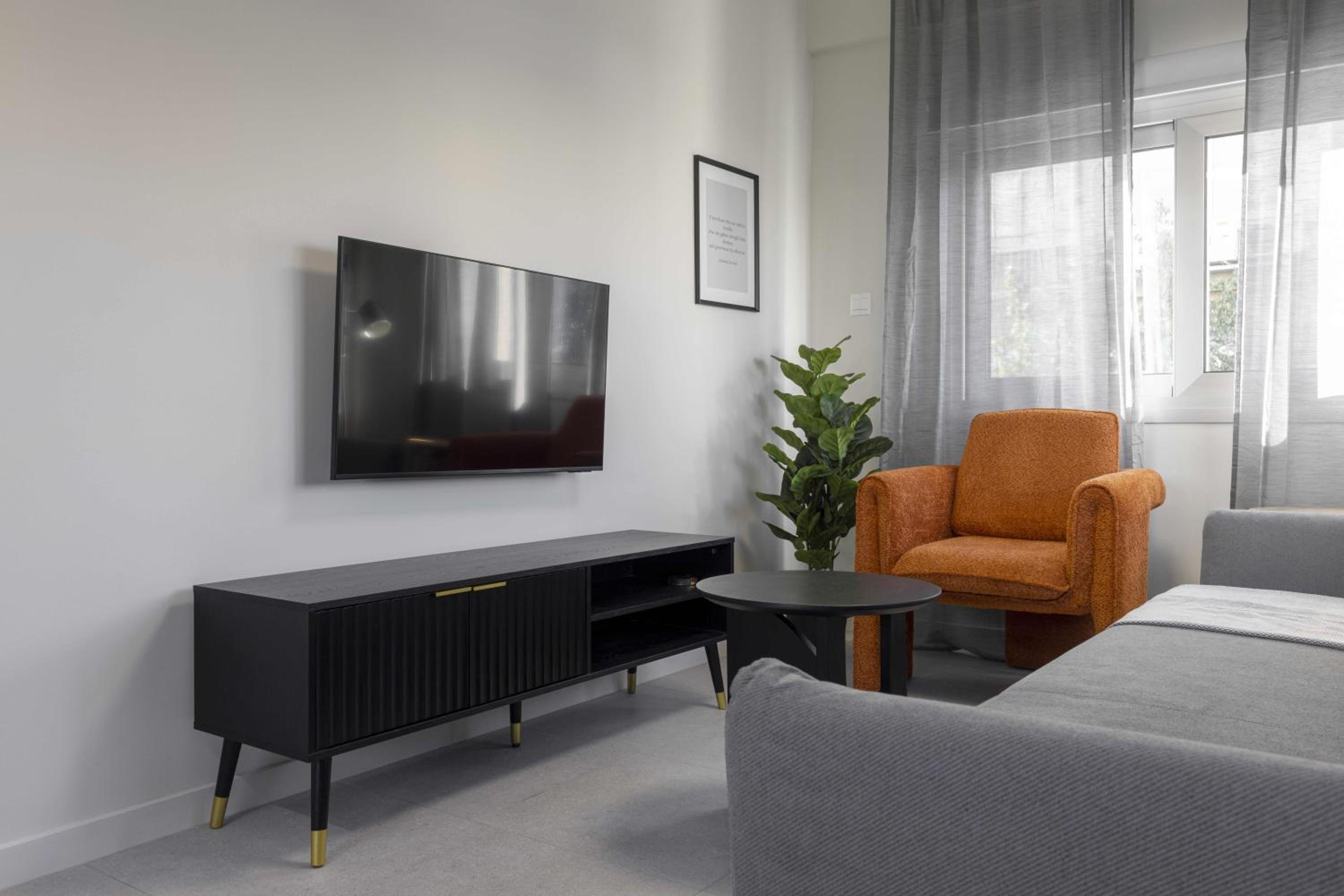 Phaedrus Living Mini Art House Da Vinci