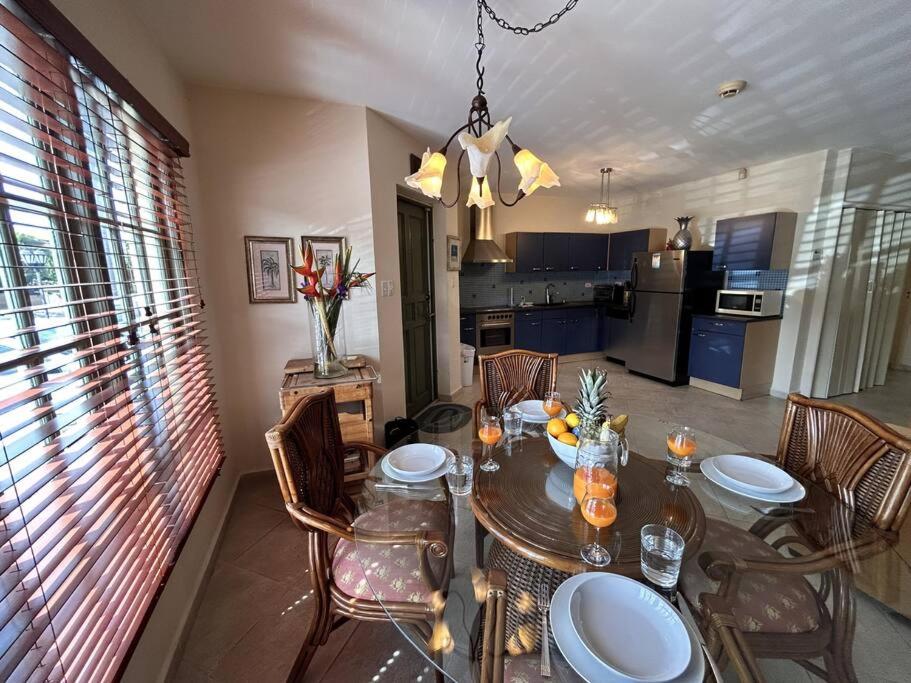 Palma Real 69 - Palm Beach 2 bedrooms Condo