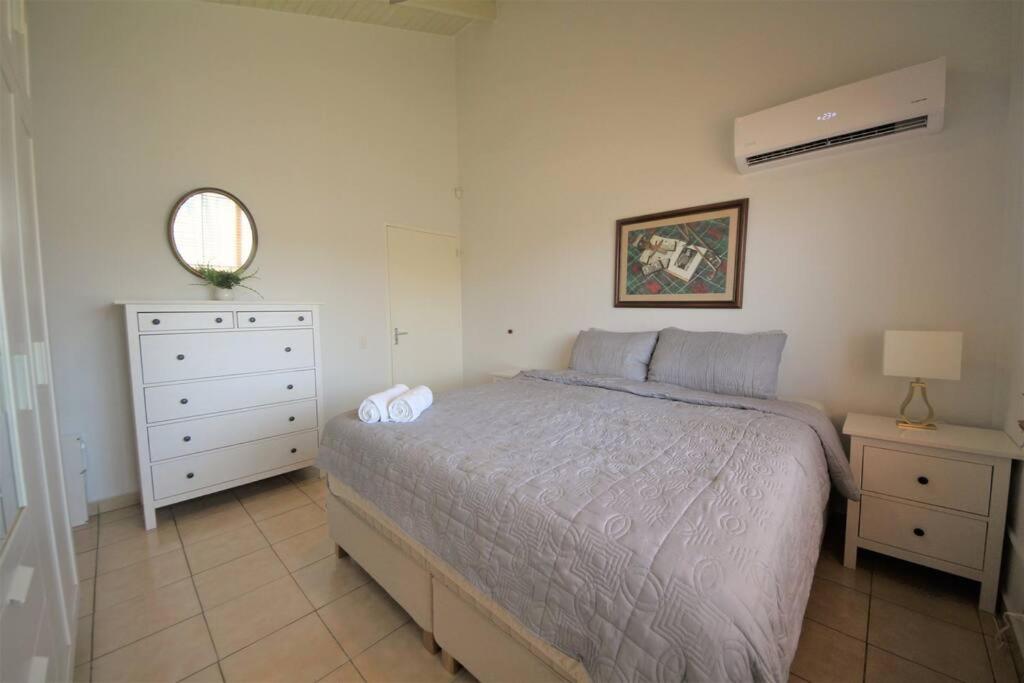 Paradera Paradise - your ultimate 5-bedroom getaway