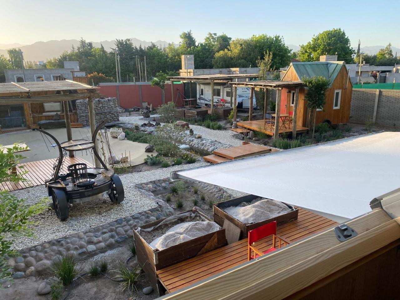 Stone Tiny Houses, relax en la tierra del Malbec