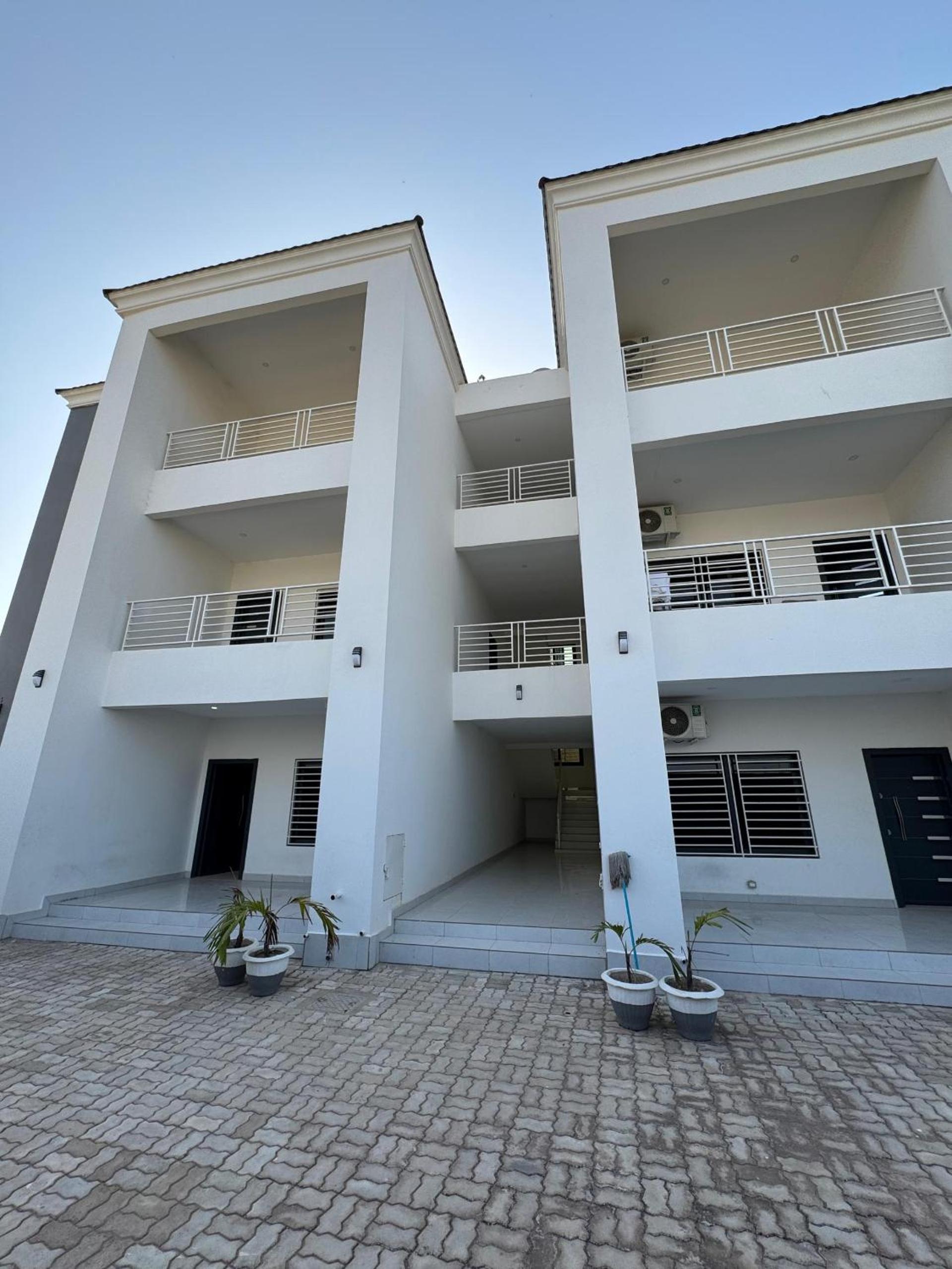 Luxury Two Bed Apartments Sukuta view 4
