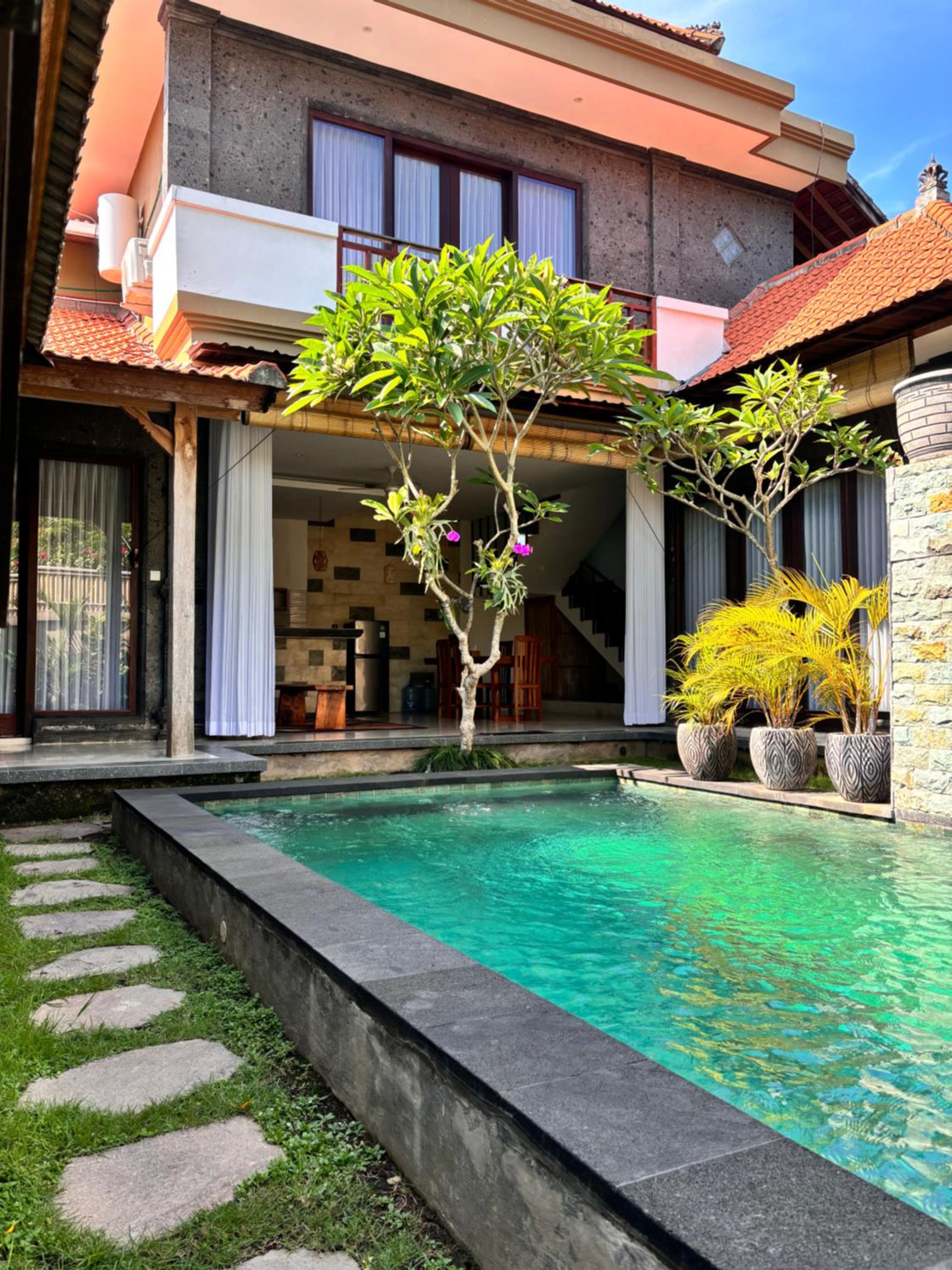 Murdiva villa