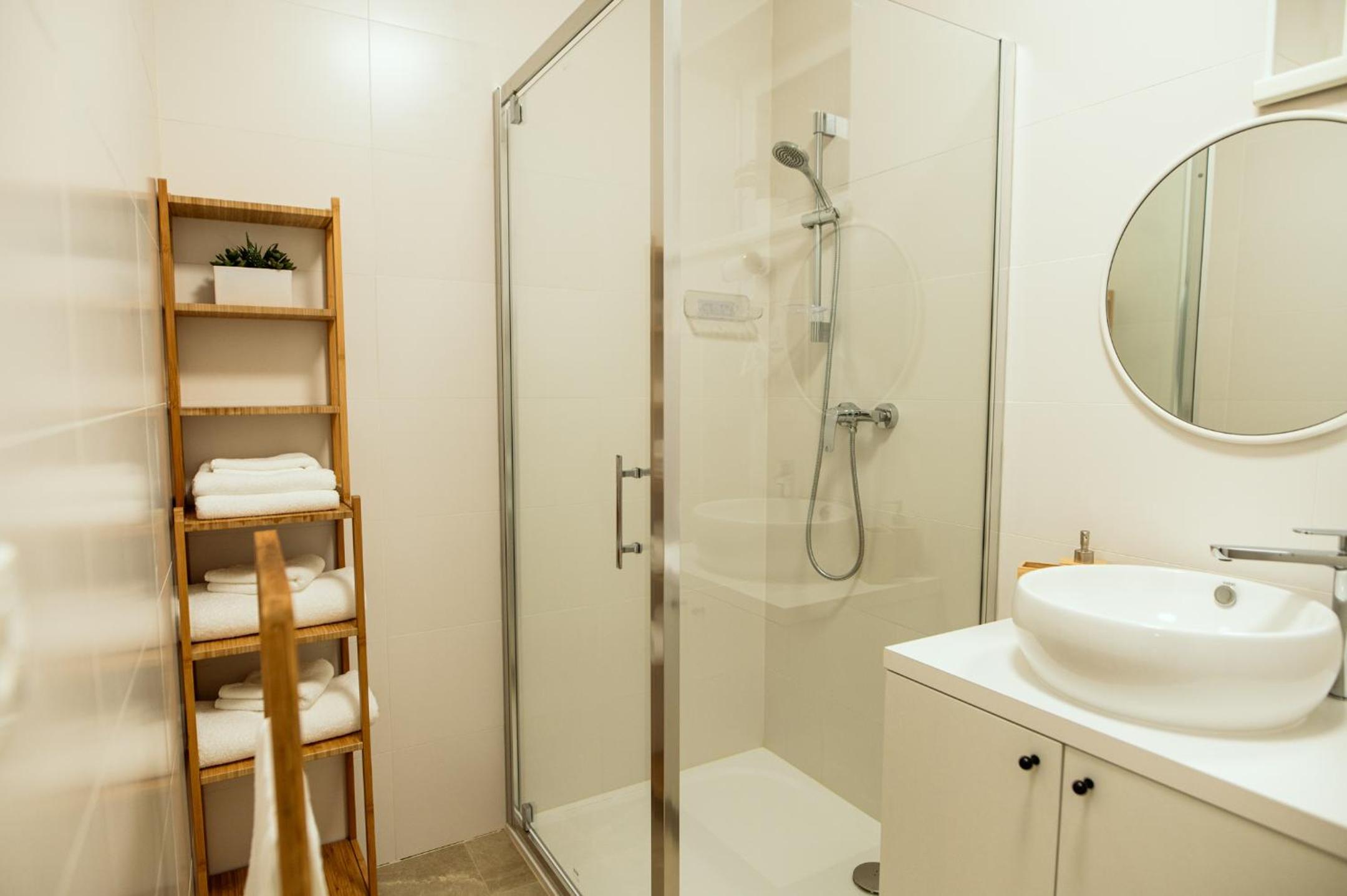 Anur Apartment