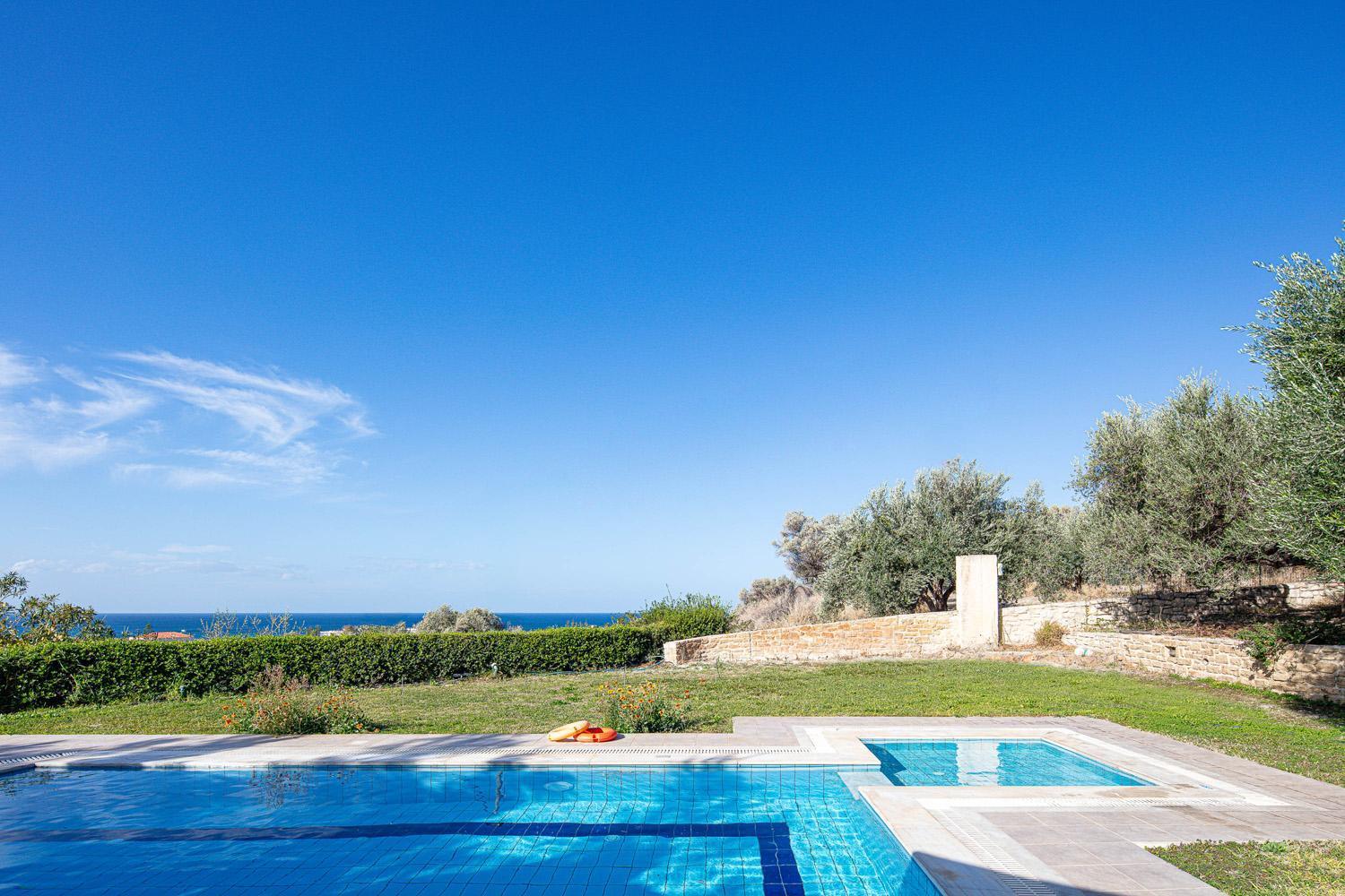 Villa Eleni Helios