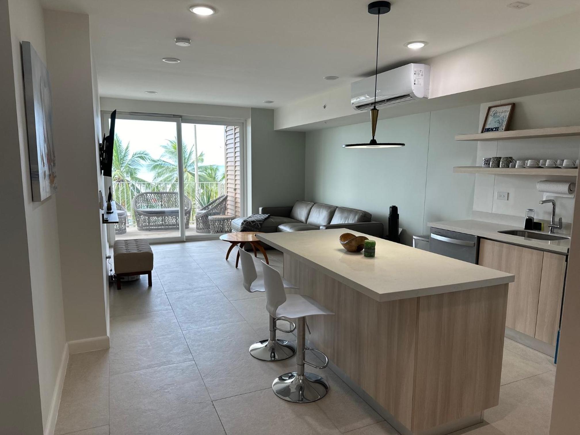 OCEAN FRONT 1 bed 