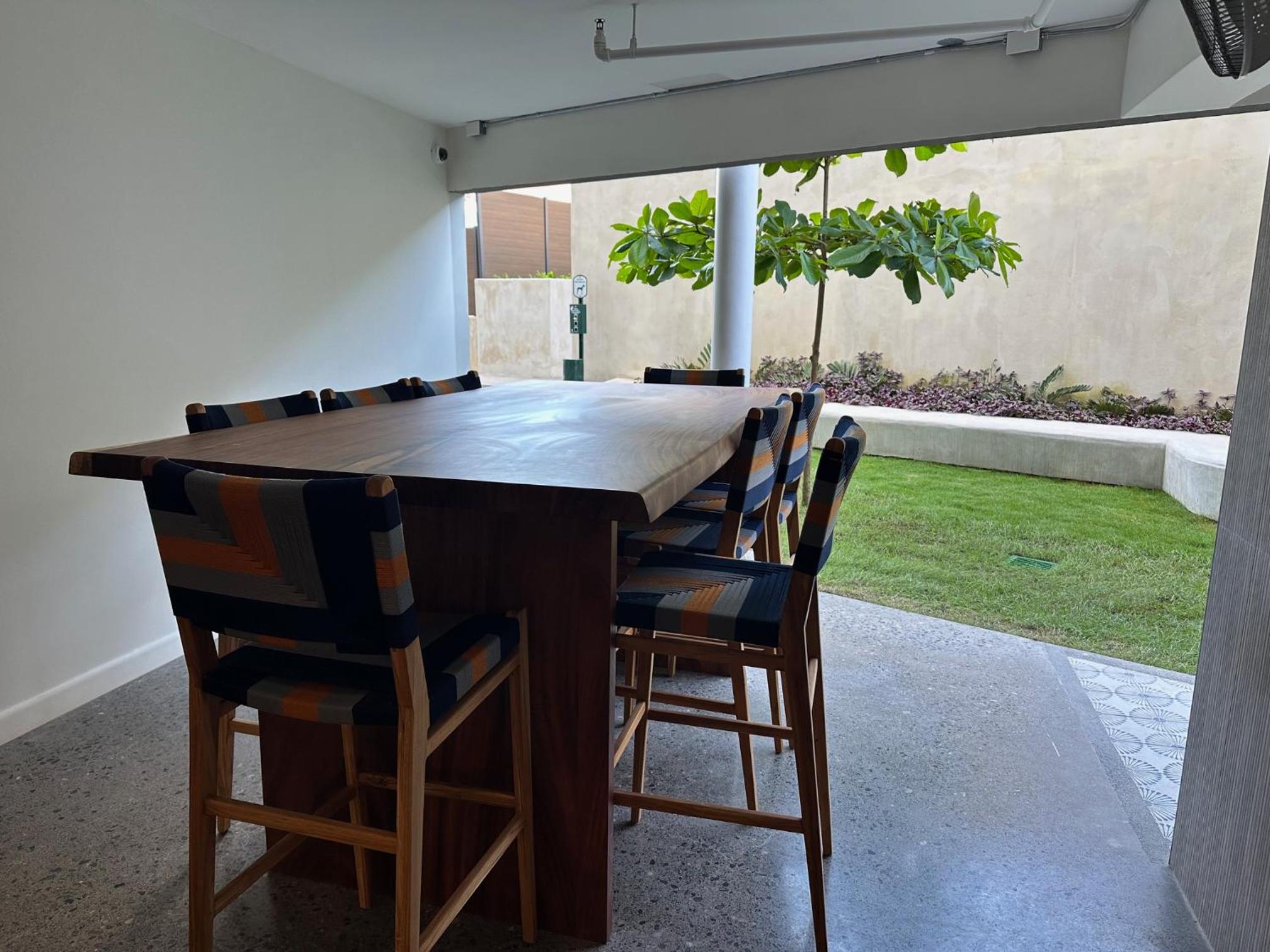 OCEAN FRONT 1 bed 